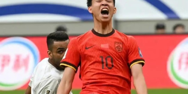 开云中国官方网站-央视拒付天价转播费引各方反应，中国球迷集体发声