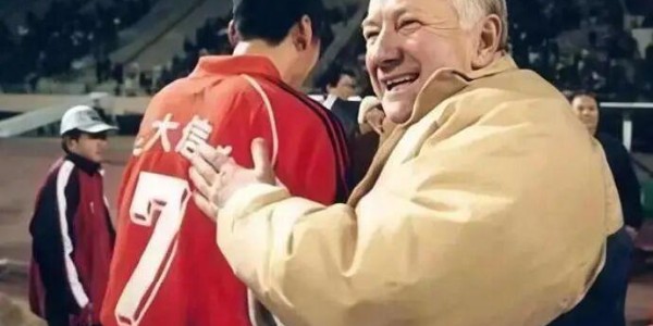 开云体育平台APP下载-逝者 | 前山东泰山主帅去世，曾自荐执教国足