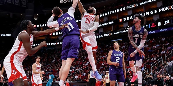 开云中国官方网站-本来进攻就一片混乱，结果火箭还让他长时间留在场上拖累空间？