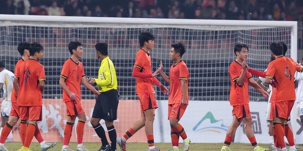 国足结束国际足联系列赛任务，6位国脚表现不俗，通过邵佳一考察