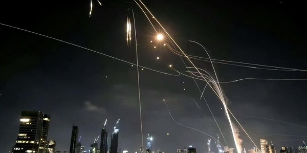 开云中国官方网站-伊朗各路帮手接连冒头，纷纷出兵下场拼命：都跟以色列有血海深仇